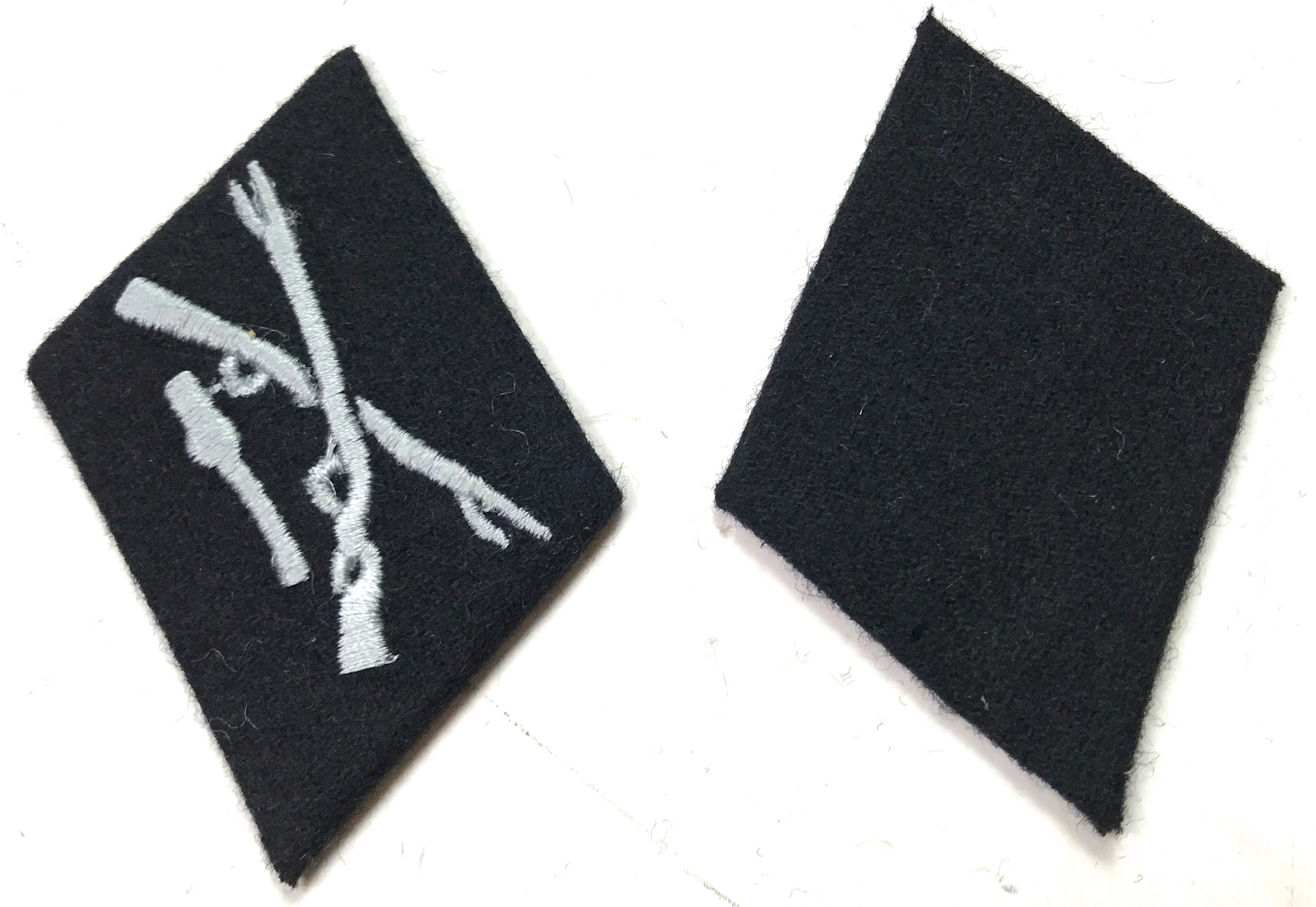 SS EM DIRLEWANGER 36TH DIVISION COLLAR TABS-TYPE 1 | Man The Line